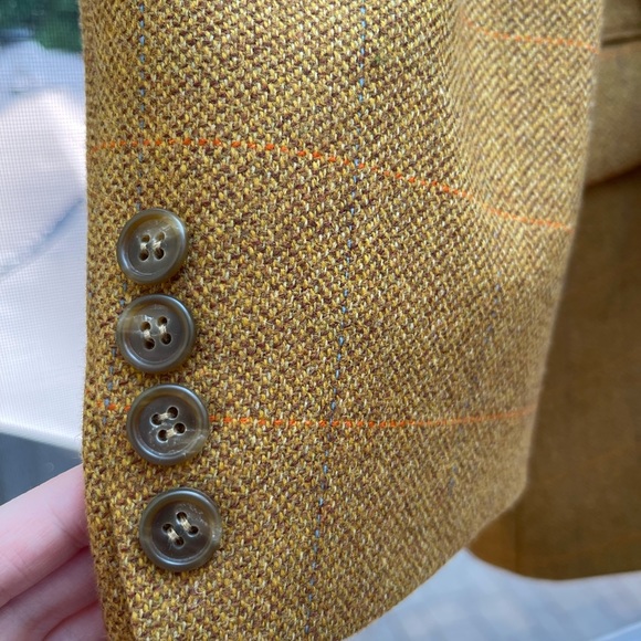 100% Wool French Tailored Blazer - Picture 3 of 10
